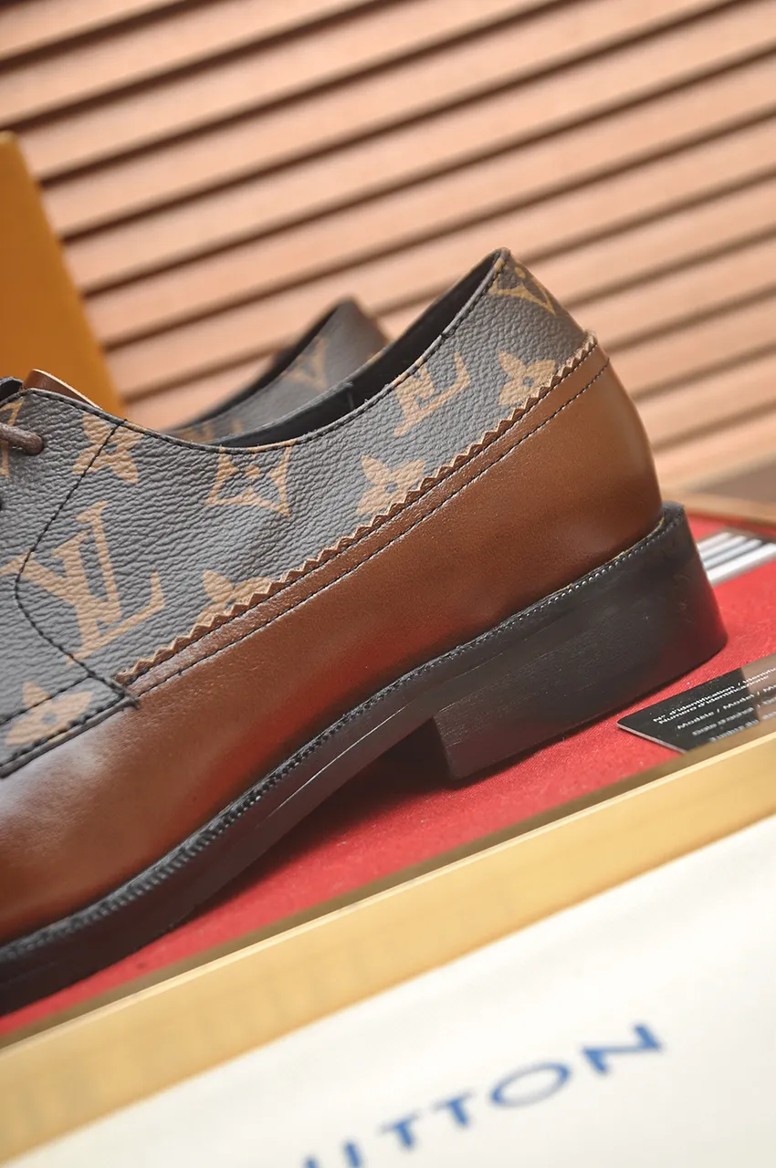 Men's men's shoes 💰500💶 [LV] (original single cowhide lining) 🍀LV's latest genuine leather business suit shoes are launched simultaneously on the official website. The first-layer cowhide imported from Italy is made of heavy gold, 💥official website 1:1 rubber outsole. Versatile to wear, high-end without losing class, and the color combination is extraordinary. This four-season style is alluring when worn on your feet, showing off your big-name flair. Standard code 38-45 (45 customized)